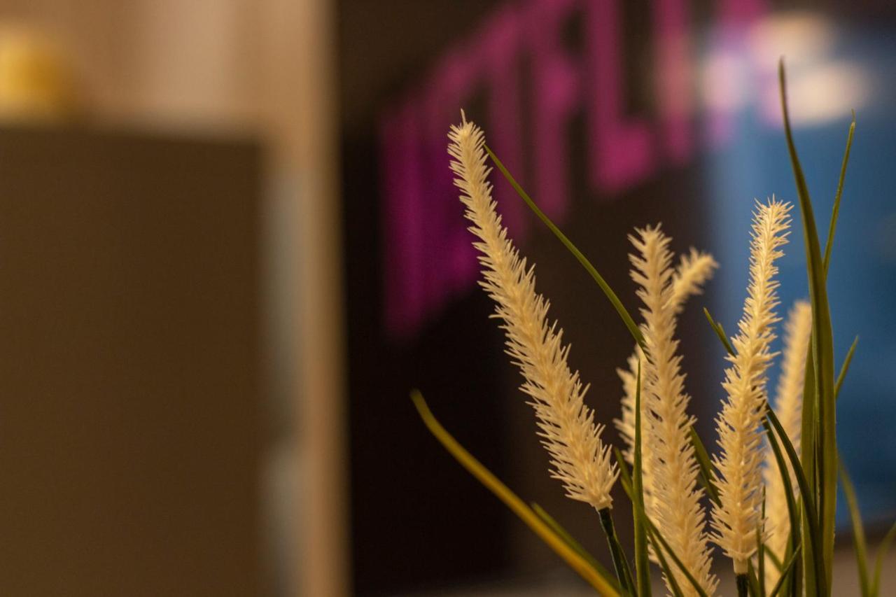 Luxury Apartment 10' From The Center! Athena Bagian luar foto