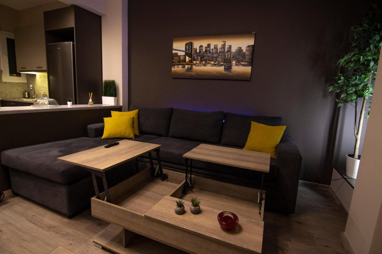 Luxury Apartment 10' From The Center! Athena Bagian luar foto