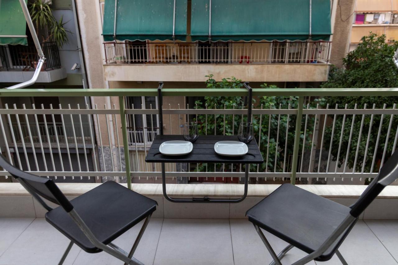 Luxury Apartment 10' From The Center! Athena Bagian luar foto